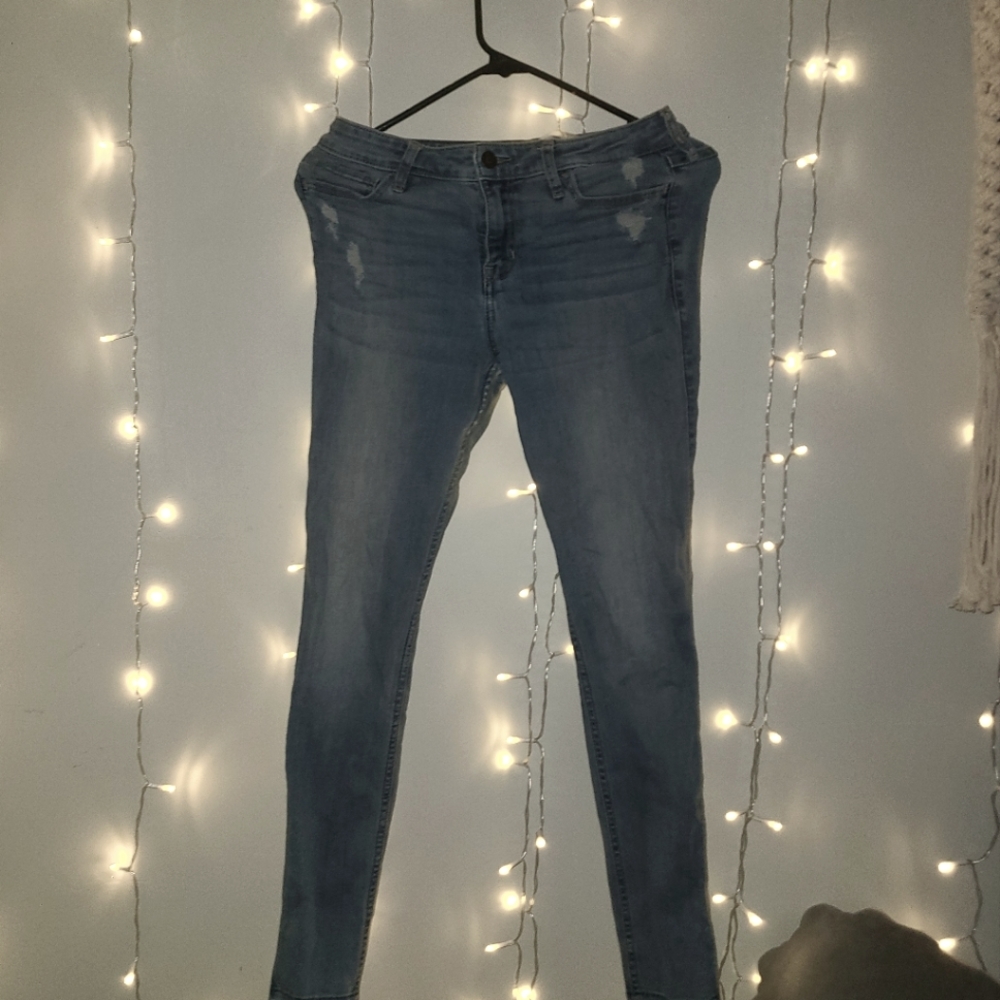 Hollister California Mid-Rise Super Skinny Jeans